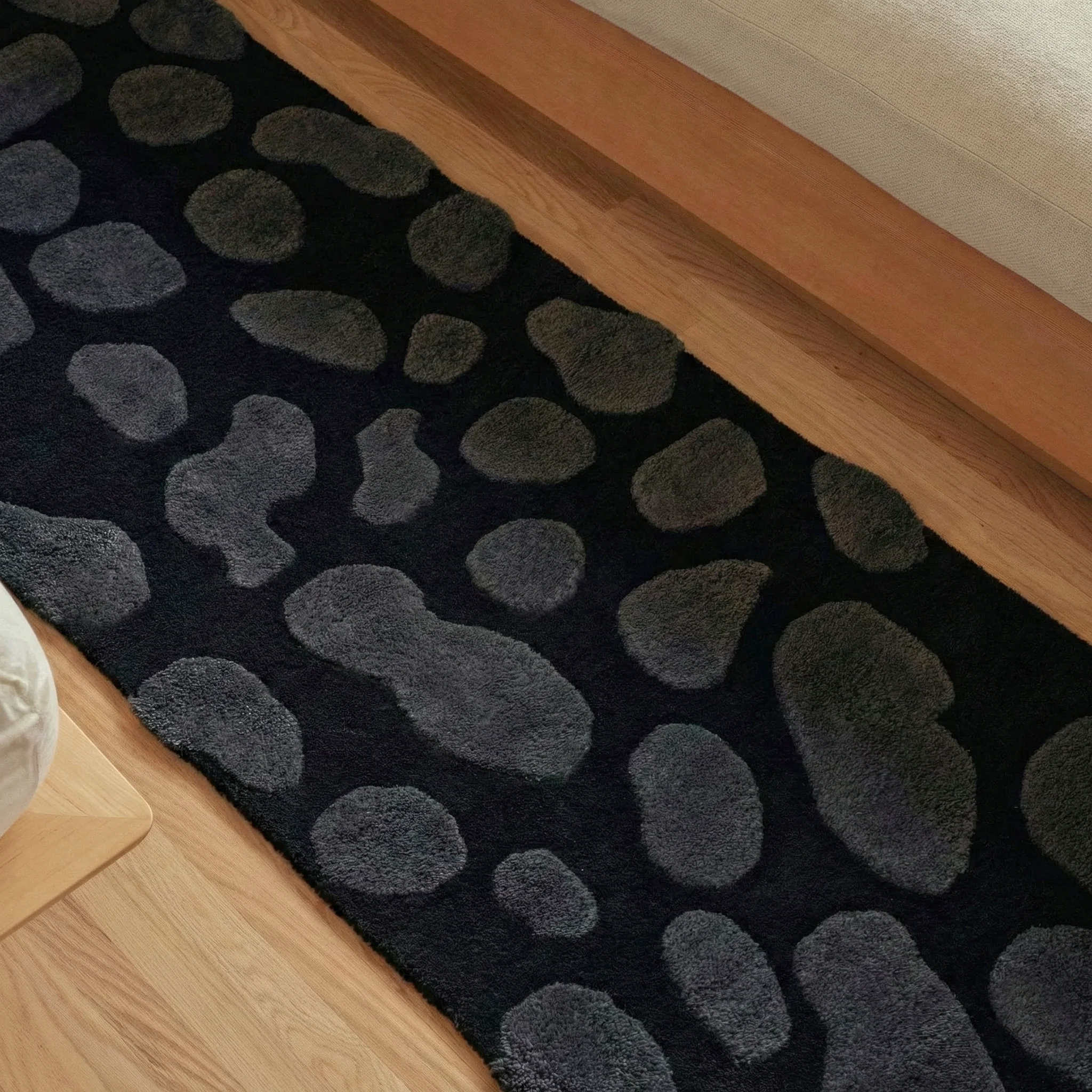 Gloopy Rug - 2'6" x 8' Runner - Image 9