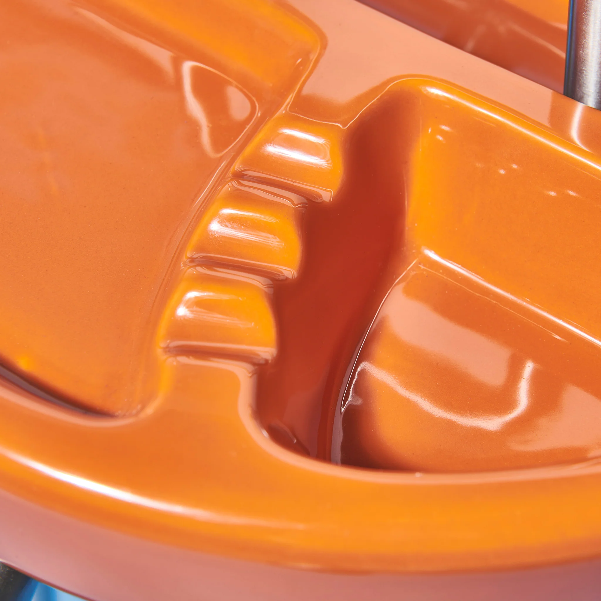 Side Table Ashtray - Image 14
